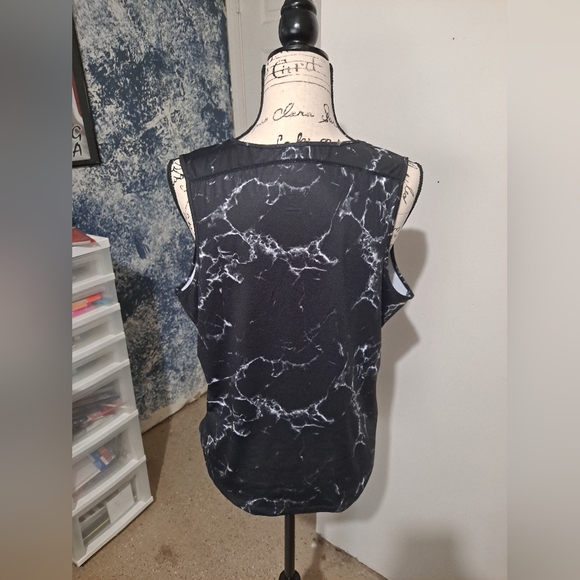 Buffbunny active tank - Picture 2 of 11